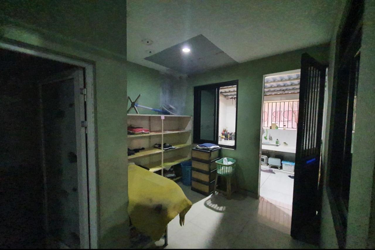 Oyo 93109 Garden Homestay 1 Tpr Surabaia Exterior foto