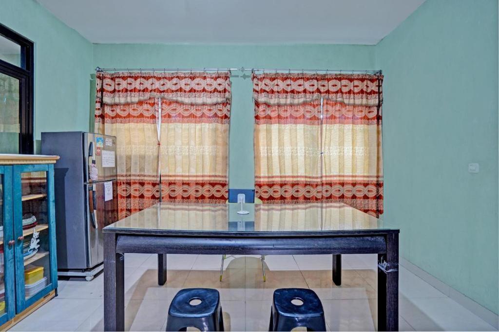 Oyo 93109 Garden Homestay 1 Tpr Surabaia Exterior foto